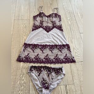 NWT Wacoal Elegant Lace Trim Chemise & Pantie Set size S.  Never worn